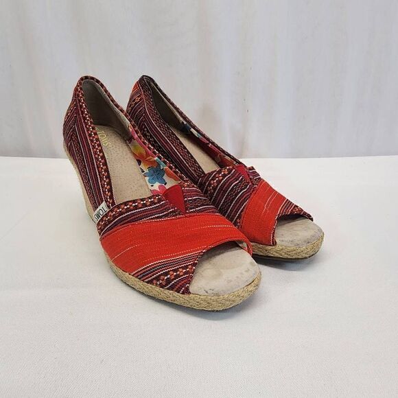 Toms Lina Red Aztec Westrern Espadrille Peep Toe Wedges Boho Casual Womens Size - Picture 1 of 9